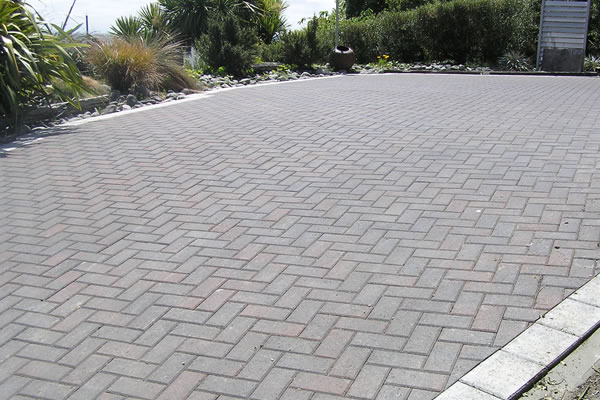Cobble stone or paved driveways